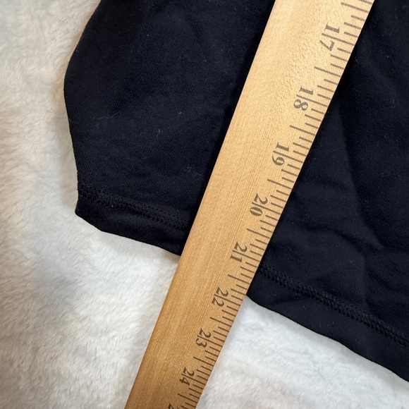 Lululemon Tank Top Womens Size 6 Black Cross Back Athletic Yoga Workout - Picture 4 of 7